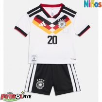 Camiseta Alemania Serge Gnabry #20 Primera Equipación para niños Mundial 2026 manga corta (+ pantalones cortos)